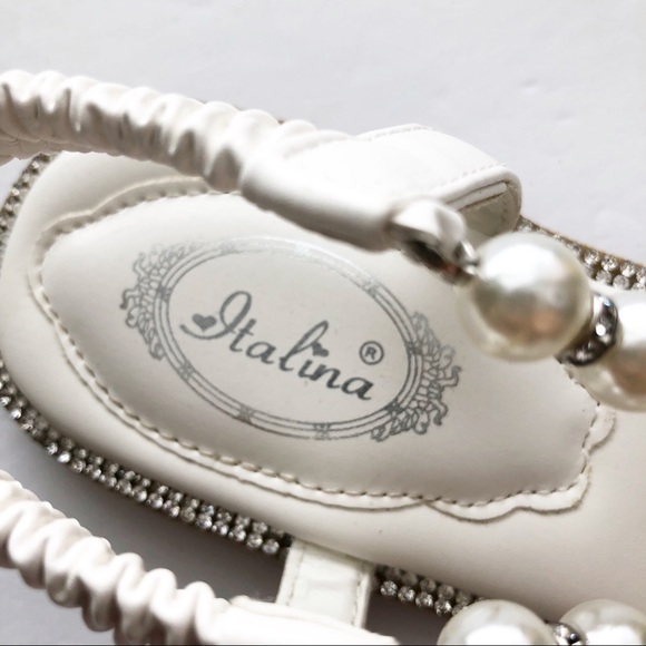 Italina White & Pearl Sandals Size 6.5 - Picture 3 of 6